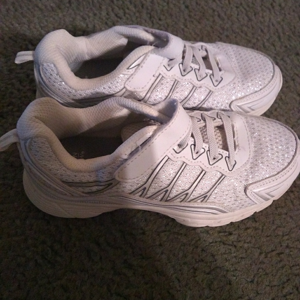 Used kid sneakers